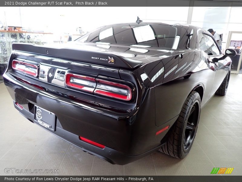 Pitch Black / Black 2021 Dodge Challenger R/T Scat Pack
