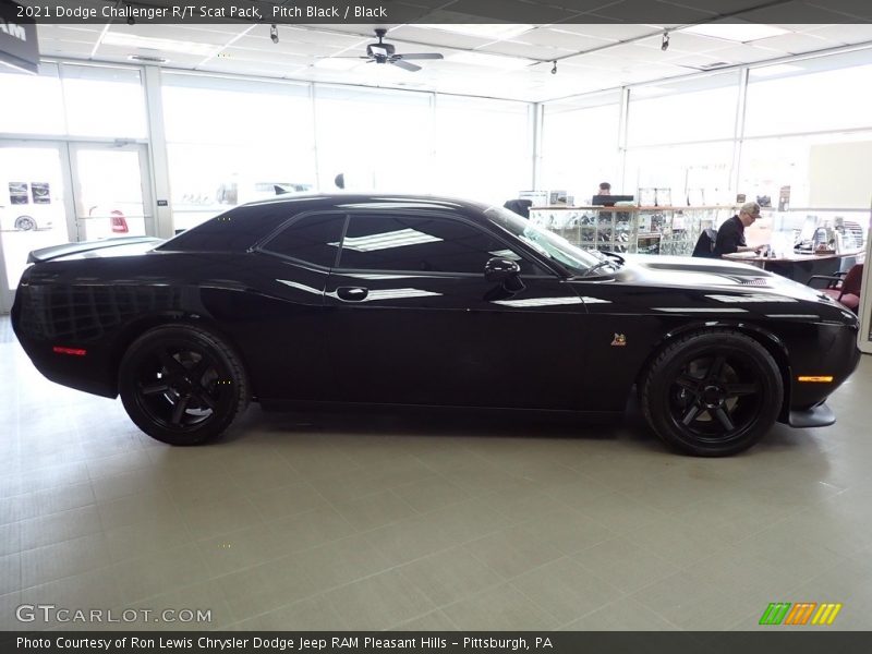 Pitch Black / Black 2021 Dodge Challenger R/T Scat Pack