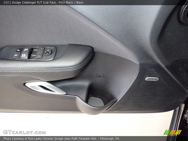 Pitch Black / Black 2021 Dodge Challenger R/T Scat Pack