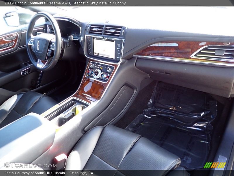 Dashboard of 2019 Continental Reserve AWD