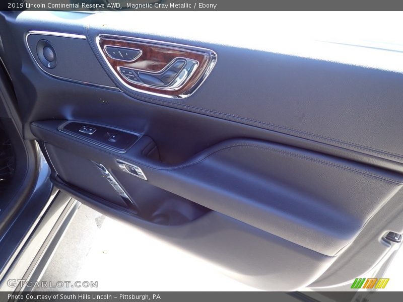 Magnetic Gray Metallic / Ebony 2019 Lincoln Continental Reserve AWD