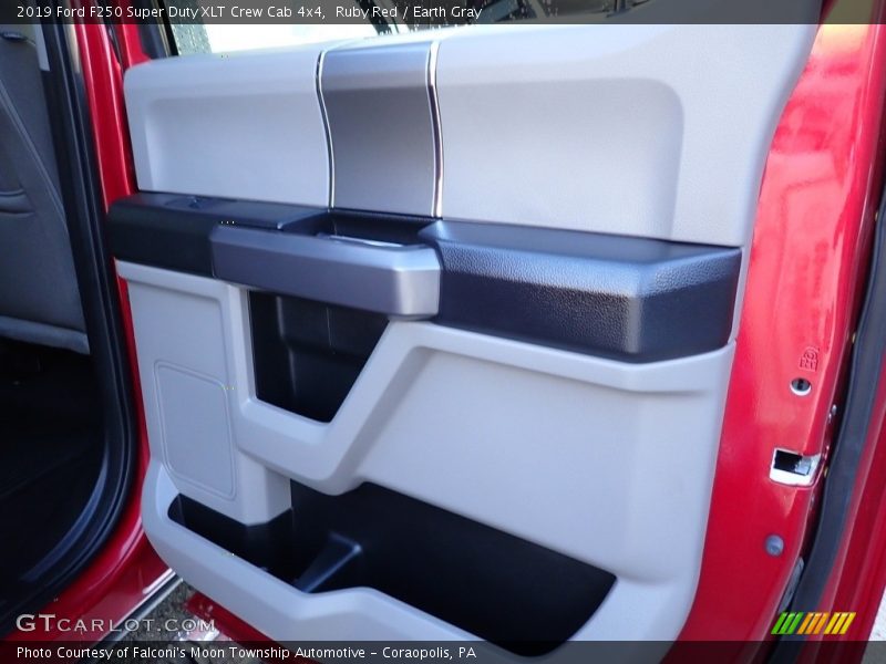 Ruby Red / Earth Gray 2019 Ford F250 Super Duty XLT Crew Cab 4x4