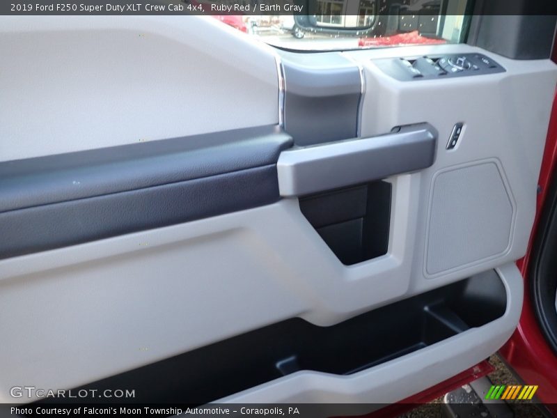 Ruby Red / Earth Gray 2019 Ford F250 Super Duty XLT Crew Cab 4x4