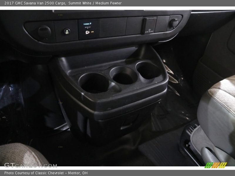 Summit White / Medium Pewter 2017 GMC Savana Van 2500 Cargo
