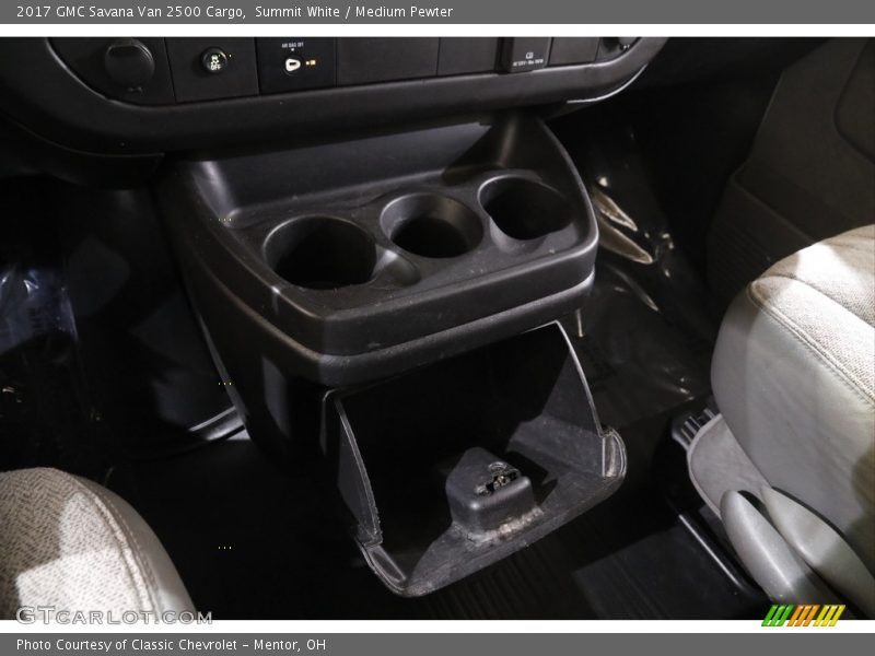 Summit White / Medium Pewter 2017 GMC Savana Van 2500 Cargo