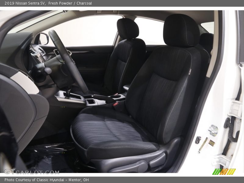 Fresh Powder / Charcoal 2019 Nissan Sentra SV