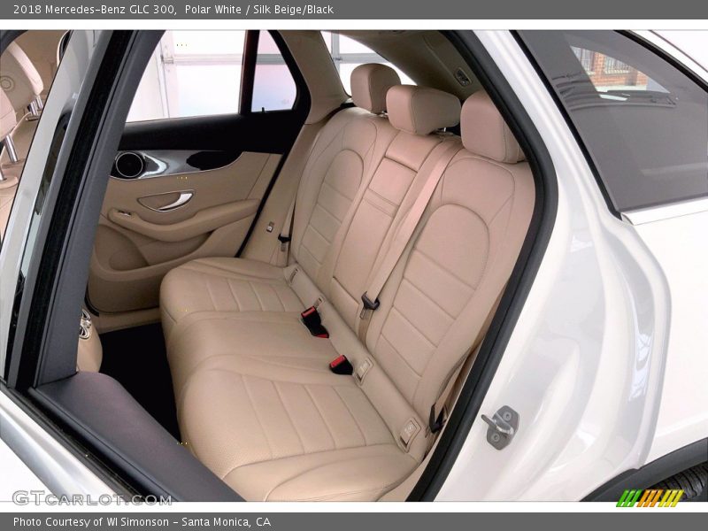 Polar White / Silk Beige/Black 2018 Mercedes-Benz GLC 300