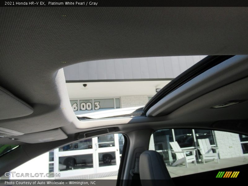 Platinum White Pearl / Gray 2021 Honda HR-V EX