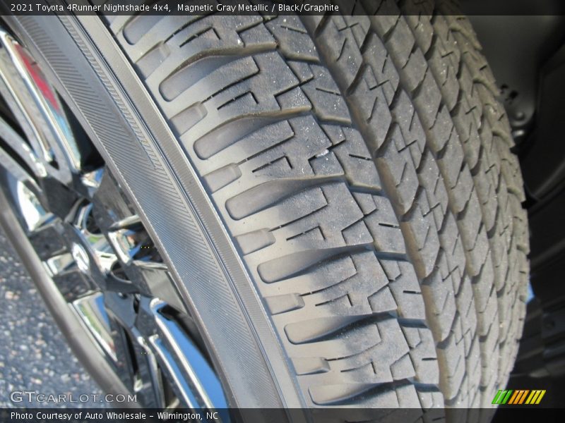 Magnetic Gray Metallic / Black/Graphite 2021 Toyota 4Runner Nightshade 4x4