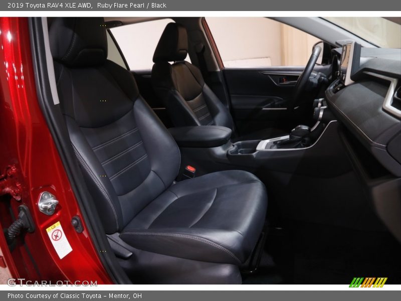 Ruby Flare Pearl / Black 2019 Toyota RAV4 XLE AWD