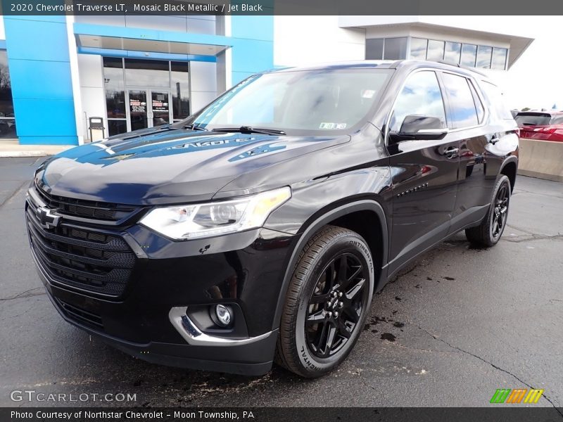Mosaic Black Metallic / Jet Black 2020 Chevrolet Traverse LT