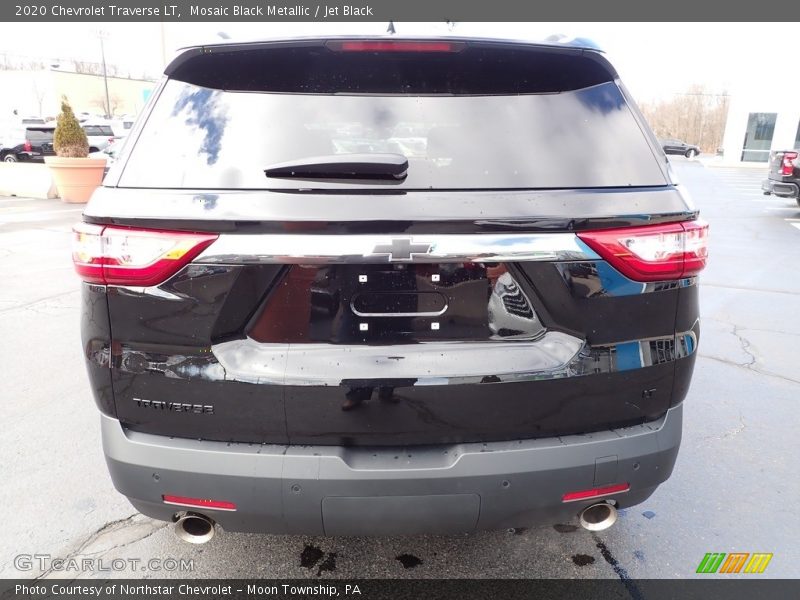 Mosaic Black Metallic / Jet Black 2020 Chevrolet Traverse LT