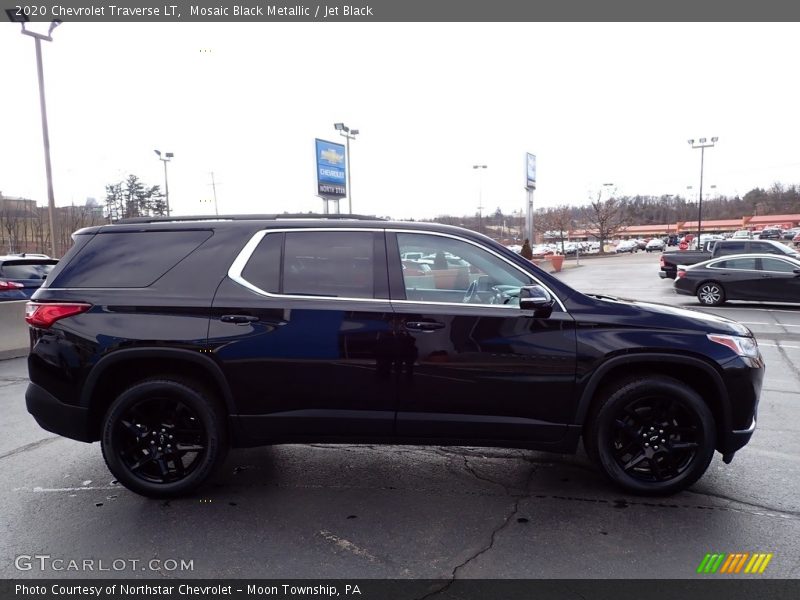 Mosaic Black Metallic / Jet Black 2020 Chevrolet Traverse LT