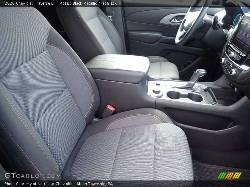 Mosaic Black Metallic / Jet Black 2020 Chevrolet Traverse LT