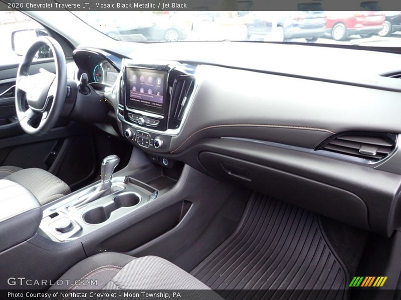 Mosaic Black Metallic / Jet Black 2020 Chevrolet Traverse LT