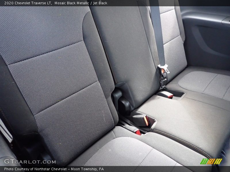 Mosaic Black Metallic / Jet Black 2020 Chevrolet Traverse LT