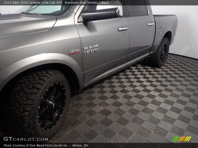 Maximum Steel Metallic / Black 2013 Ram 1500 Laramie Crew Cab 4x4