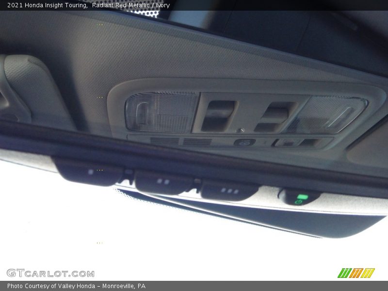 Radiant Red Metallic / Ivory 2021 Honda Insight Touring