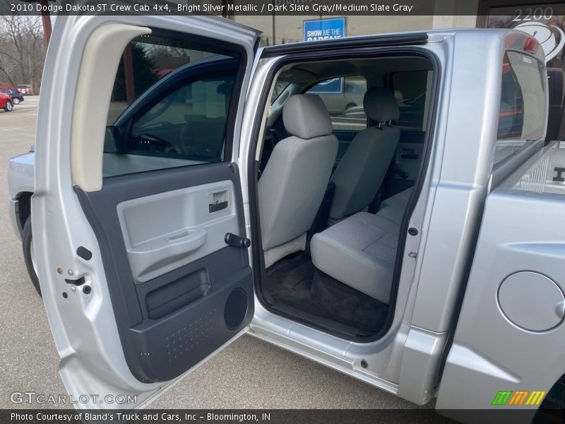 Door Panel of 2010 Dakota ST Crew Cab 4x4