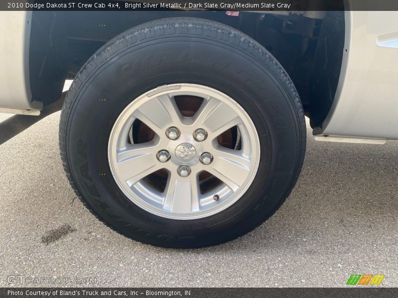  2010 Dakota ST Crew Cab 4x4 Wheel