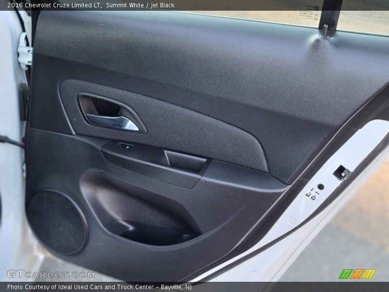 Summit White / Jet Black 2016 Chevrolet Cruze Limited LT