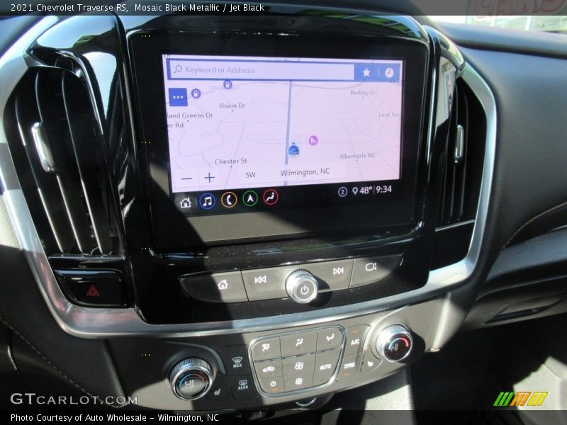 Mosaic Black Metallic / Jet Black 2021 Chevrolet Traverse RS