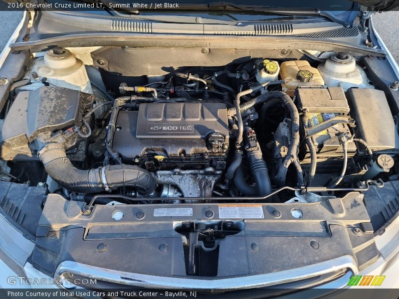 Summit White / Jet Black 2016 Chevrolet Cruze Limited LT