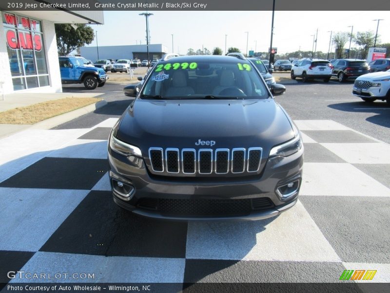 Granite Crystal Metallic / Black/Ski Grey 2019 Jeep Cherokee Limited