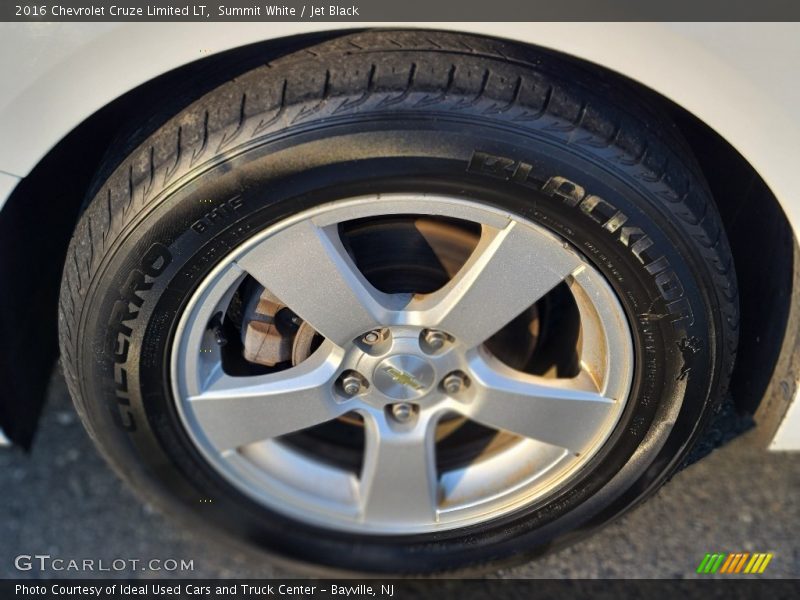 Summit White / Jet Black 2016 Chevrolet Cruze Limited LT