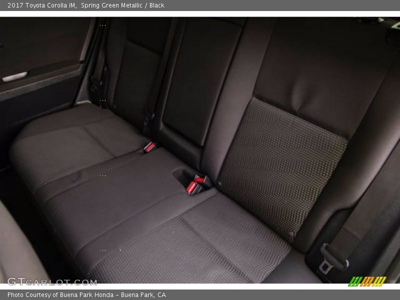 Spring Green Metallic / Black 2017 Toyota Corolla iM