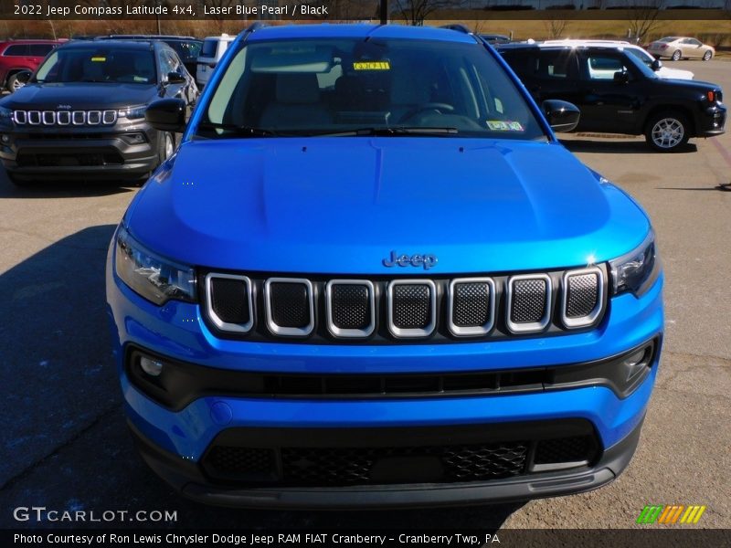 Laser Blue Pearl / Black 2022 Jeep Compass Latitude 4x4