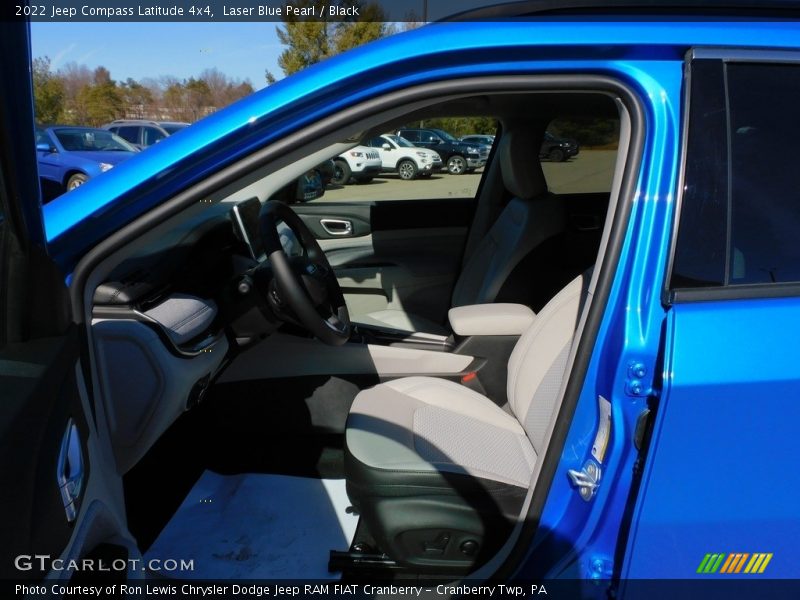 Laser Blue Pearl / Black 2022 Jeep Compass Latitude 4x4
