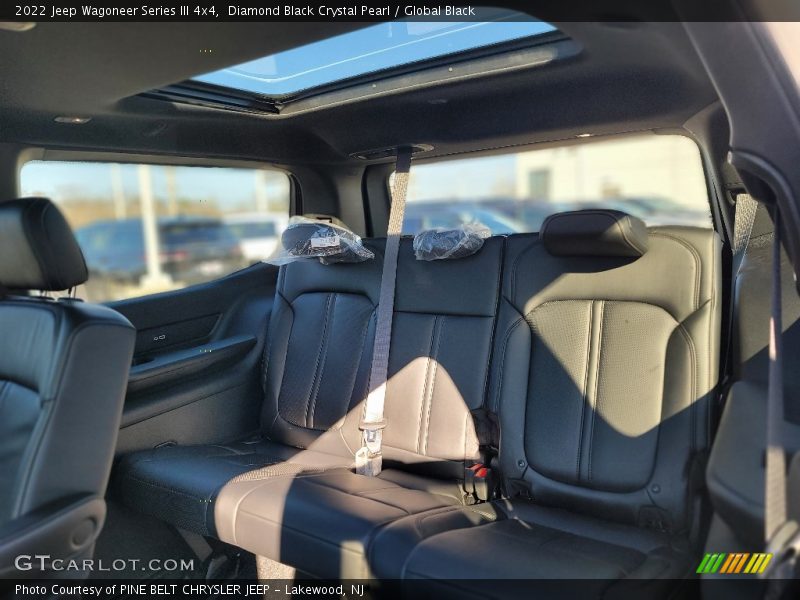 Diamond Black Crystal Pearl / Global Black 2022 Jeep Wagoneer Series III 4x4