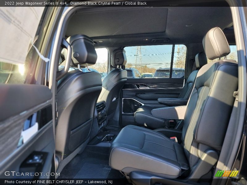 Diamond Black Crystal Pearl / Global Black 2022 Jeep Wagoneer Series III 4x4
