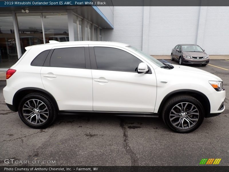 Pearl White / Black 2019 Mitsubishi Outlander Sport ES AWC