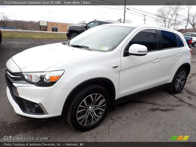 Pearl White / Black 2019 Mitsubishi Outlander Sport ES AWC