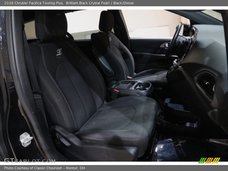 Brilliant Black Crystal Pearl / Black/Diesel 2018 Chrysler Pacifica Touring Plus
