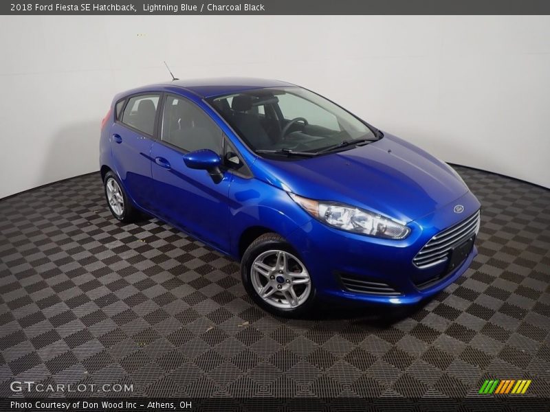 Lightning Blue / Charcoal Black 2018 Ford Fiesta SE Hatchback