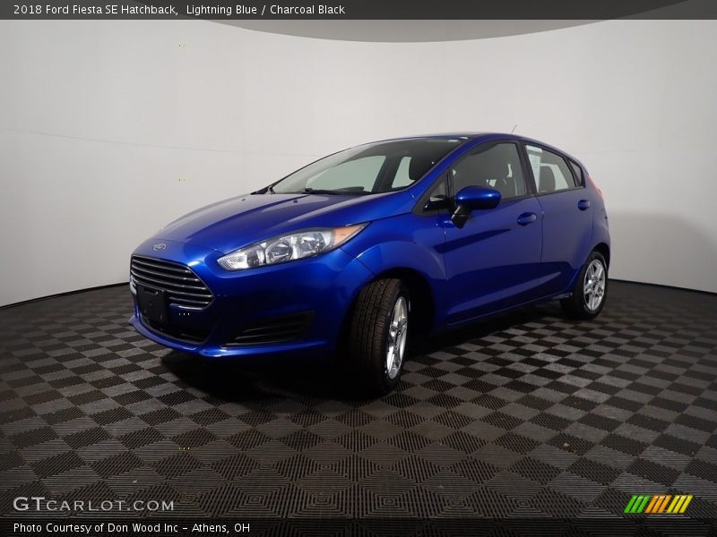 Lightning Blue / Charcoal Black 2018 Ford Fiesta SE Hatchback