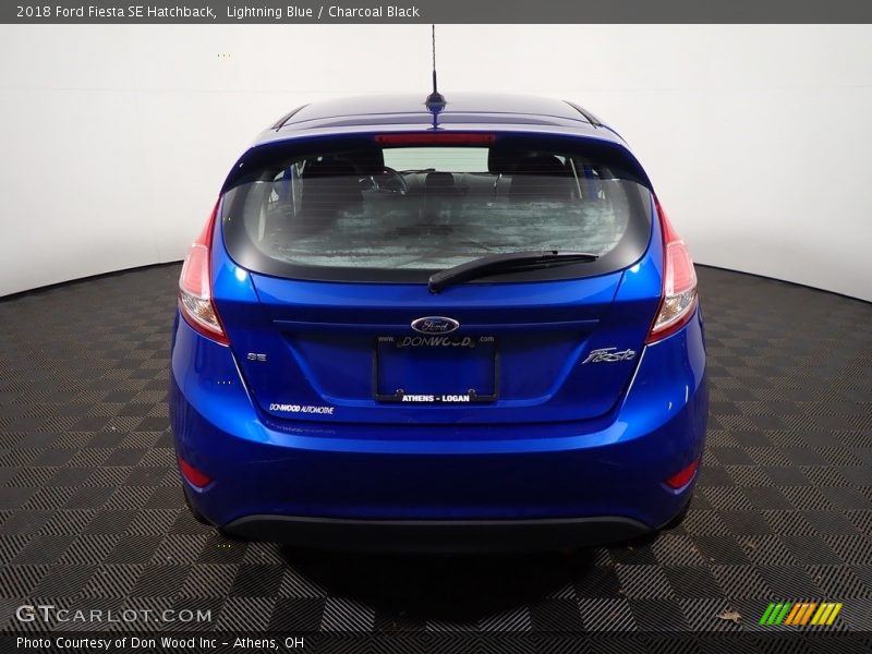 Lightning Blue / Charcoal Black 2018 Ford Fiesta SE Hatchback