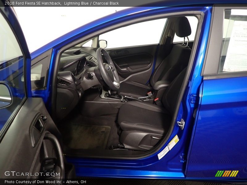 Lightning Blue / Charcoal Black 2018 Ford Fiesta SE Hatchback