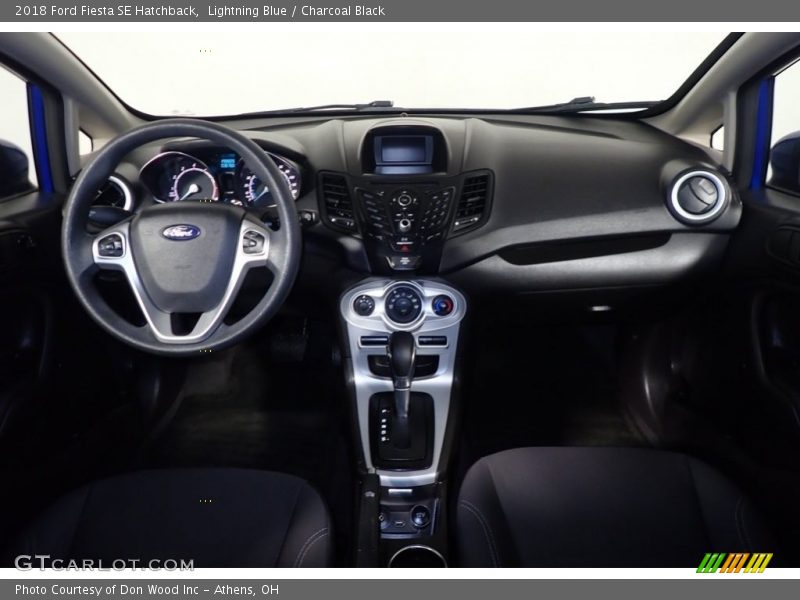 Lightning Blue / Charcoal Black 2018 Ford Fiesta SE Hatchback