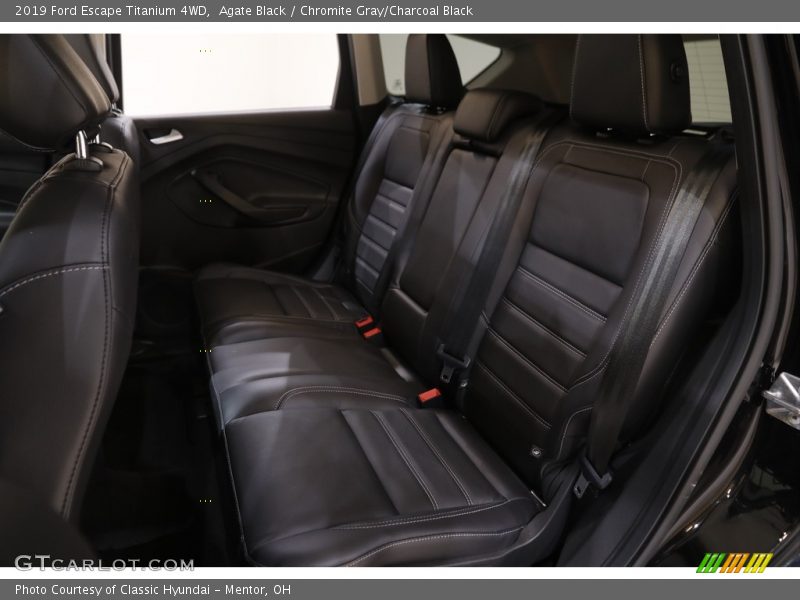 Agate Black / Chromite Gray/Charcoal Black 2019 Ford Escape Titanium 4WD