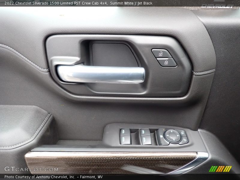 Summit White / Jet Black 2022 Chevrolet Silverado 1500 Limited RST Crew Cab 4x4
