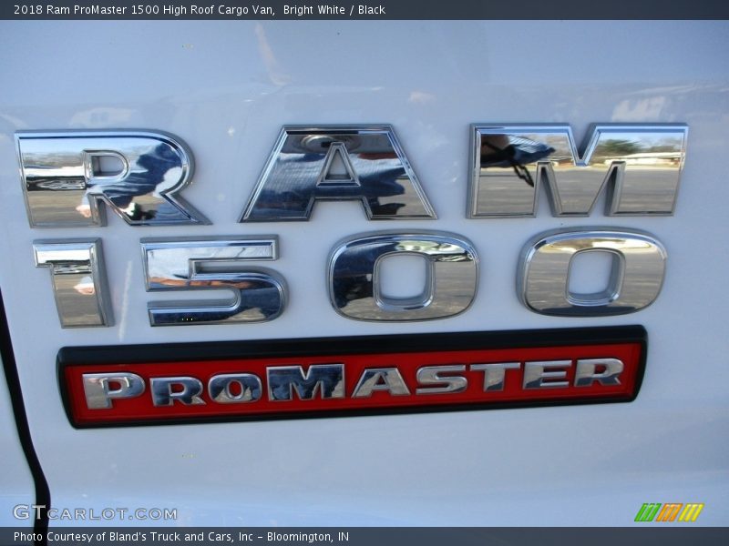 Bright White / Black 2018 Ram ProMaster 1500 High Roof Cargo Van
