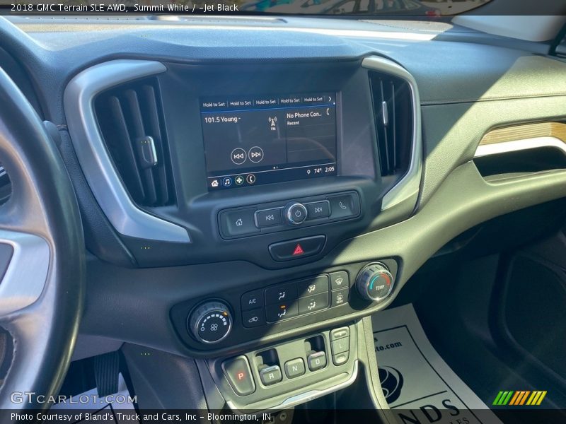 Summit White / ­Jet Black 2018 GMC Terrain SLE AWD