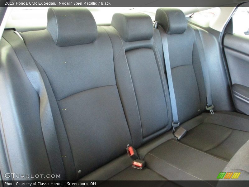 Modern Steel Metallic / Black 2019 Honda Civic EX Sedan