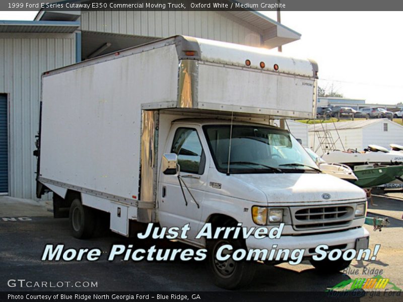Oxford White / Medium Graphite 1999 Ford E Series Cutaway E350 Commercial Moving Truck