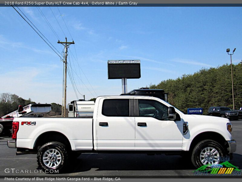 Oxford White / Earth Gray 2018 Ford F250 Super Duty XLT Crew Cab 4x4