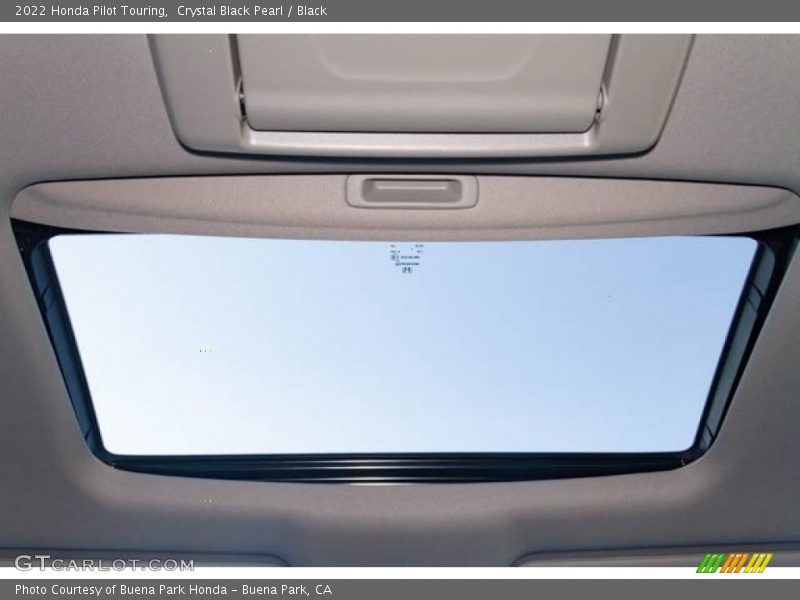 Crystal Black Pearl / Black 2022 Honda Pilot Touring